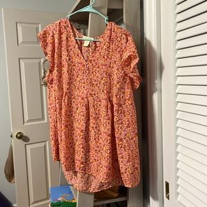 Ladies comfortable light summer shirt. Size 1X. By Cynthia Rowley.